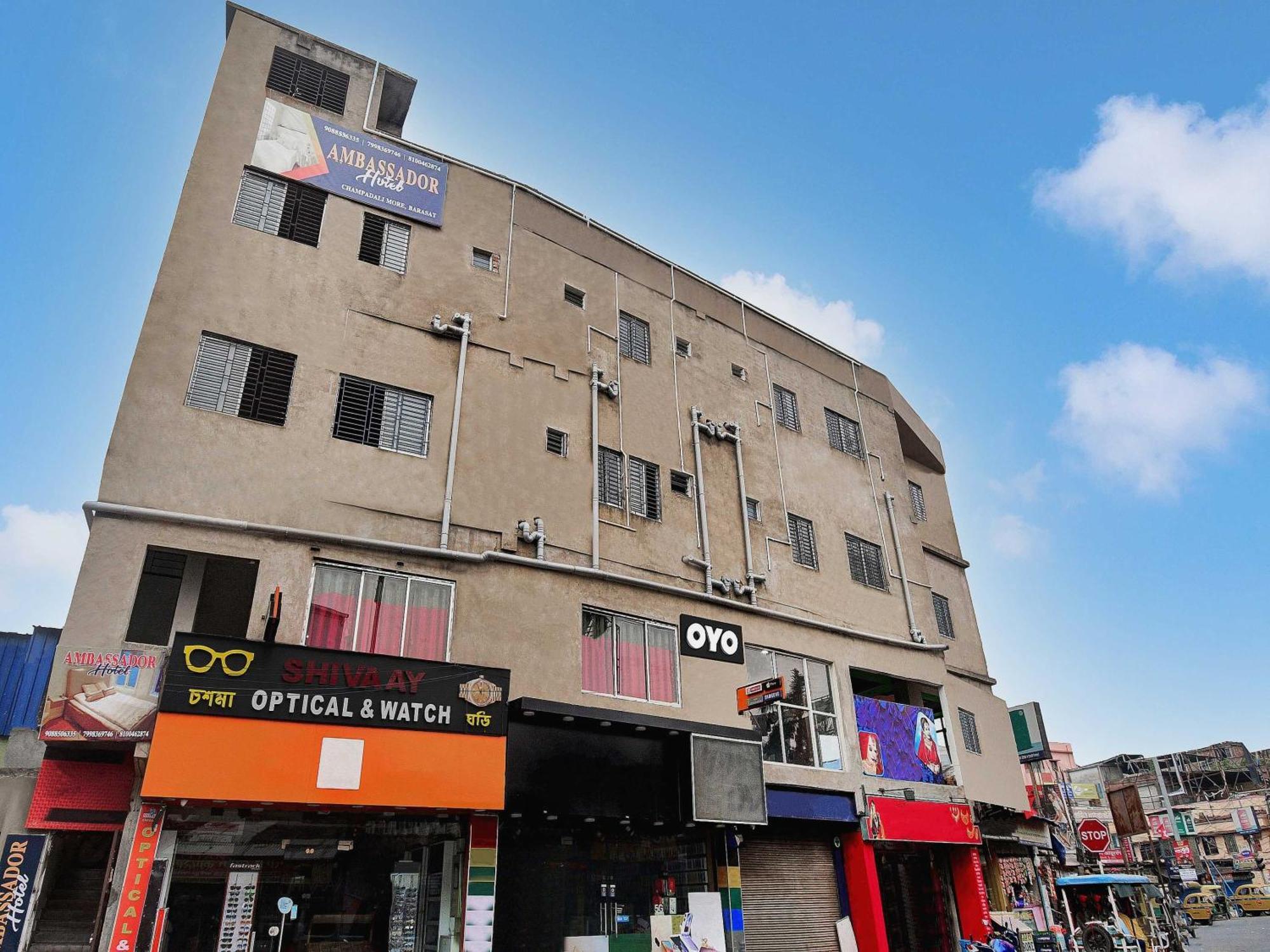 Super Hotel O Royal Empire كولكاتا المظهر الخارجي الصورة