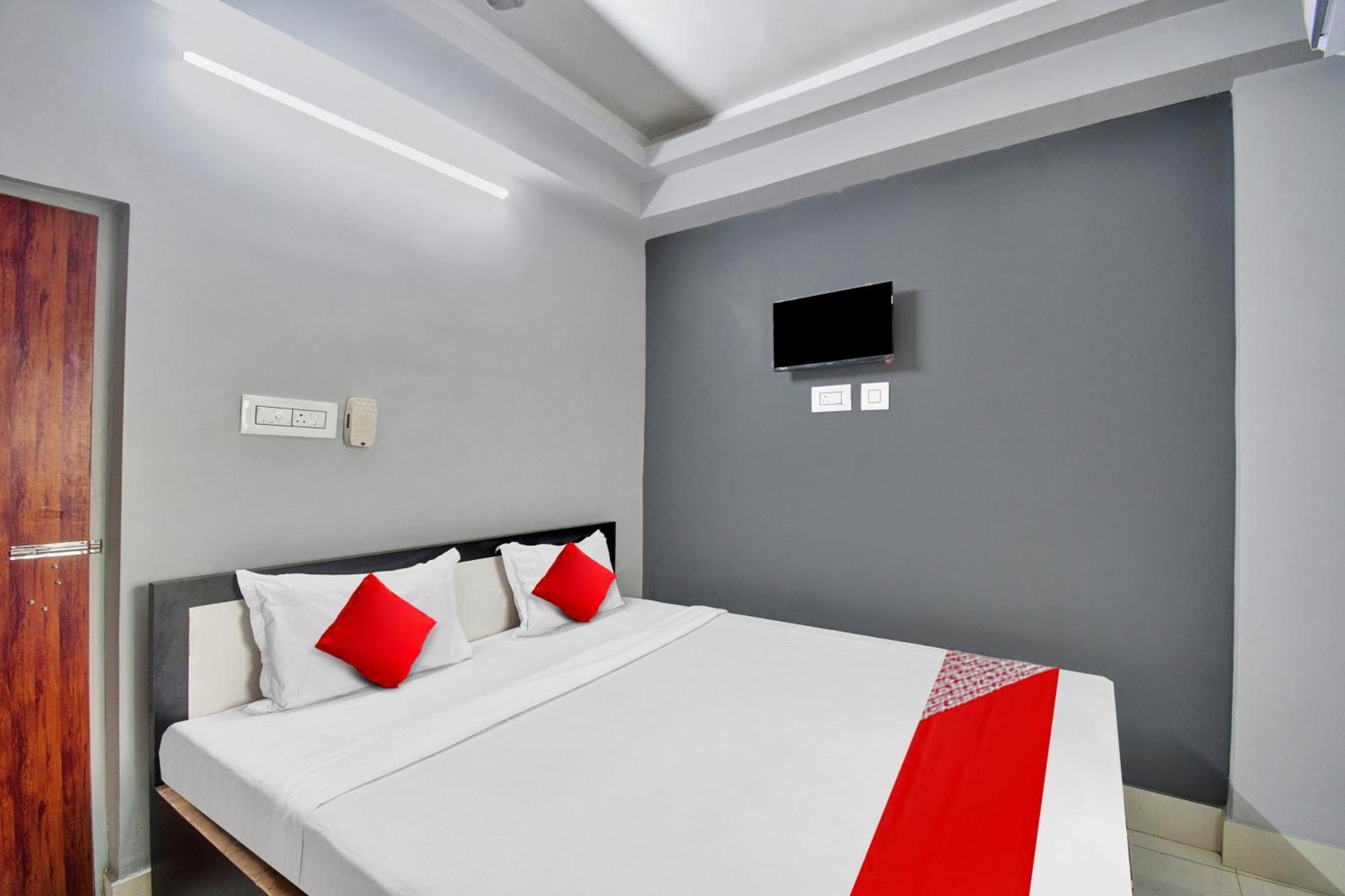 Super Hotel O Royal Empire كولكاتا المظهر الخارجي الصورة