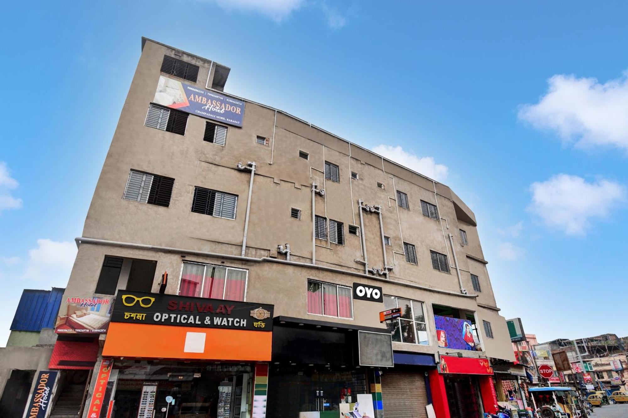 Super Hotel O Royal Empire كولكاتا المظهر الخارجي الصورة